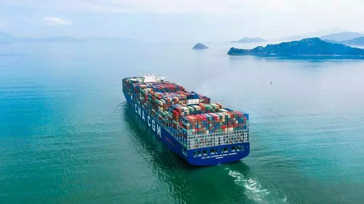 Fueling a greener future: DB Schenker and CMA CGM offer regular emission-free ocean freight
