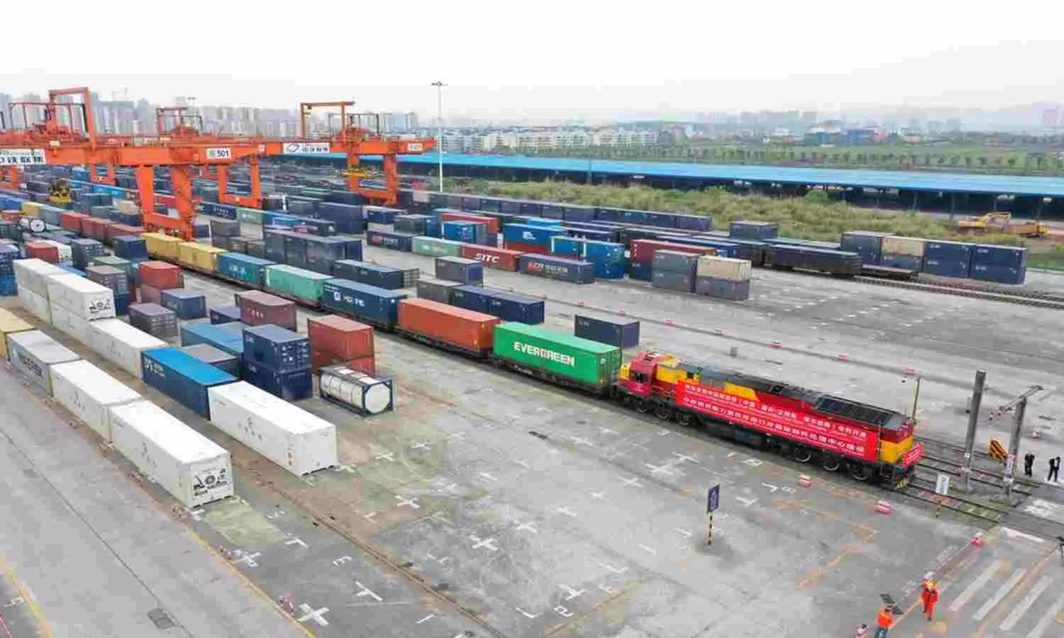 How is the Russia-Ukraine conflict affecting China-Europe trade? How is the Russia-Ukraine conflict affecting China-Europe trade?
