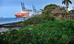Maersk to buy 730,000 tonnes/year green methanol from 6 companies Maersk to buy 730,000 tonnes/year green methanol from 6 companies