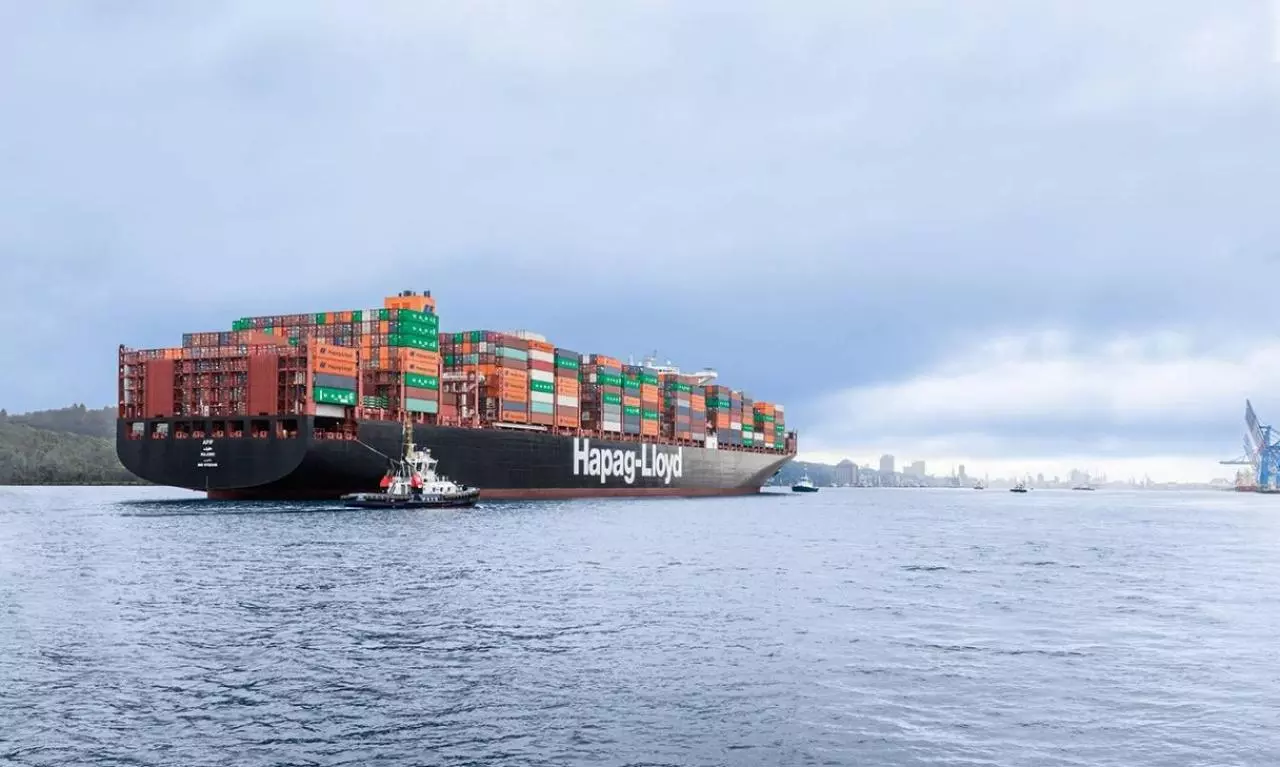 Hapag to lease 6 14,000 TEU vessels from SFL Corporation for $540mn Hapag to lease 6 14,000 TEU vessels from SFL Corporation for $540mn
