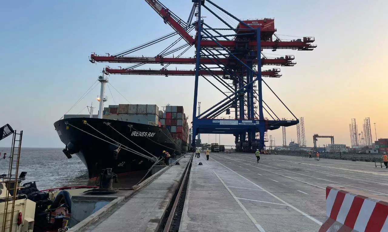 APM Pipavav secures Maersks Jade Express for transhipment