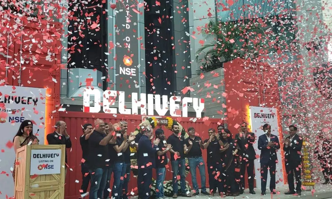 Delhivery ends Day 1 on bourses with 10% gain Delhivery ends Day 1 on bourses with 10% gain