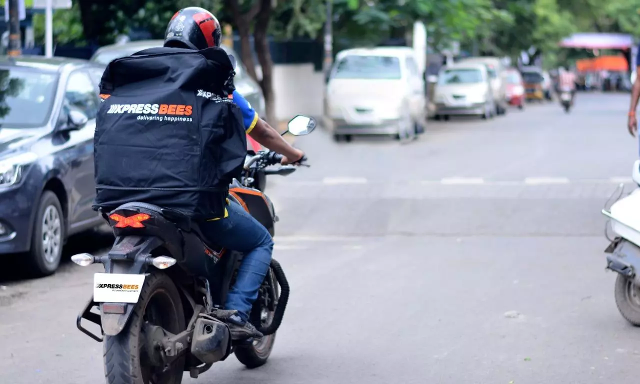 Xpressbees opens up same-day, next-day delivery service for D2C brands