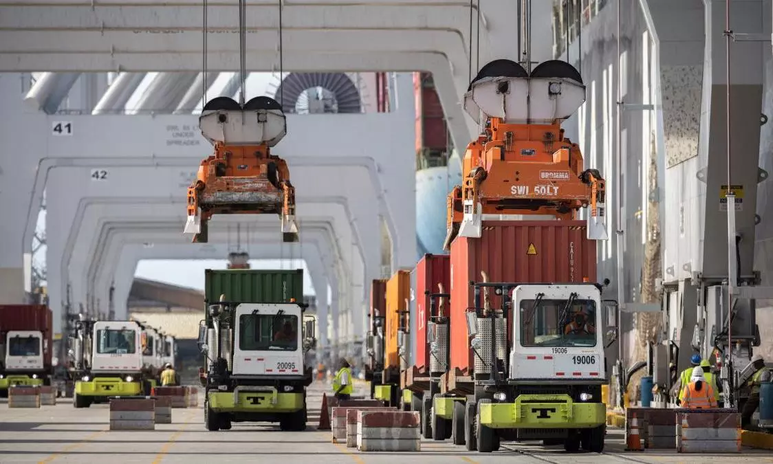 Port of Savannah handles record 575,000 TEUs in August