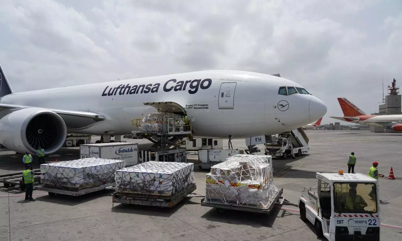 IATA expects air cargo revenue to be above $200bn in 2022