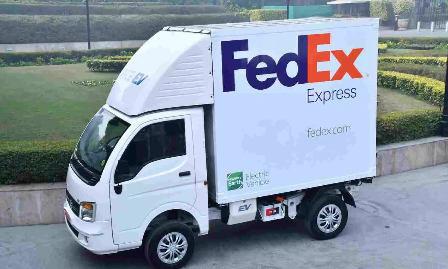 FedEx deploys 30 EVs to advance sustainability goal