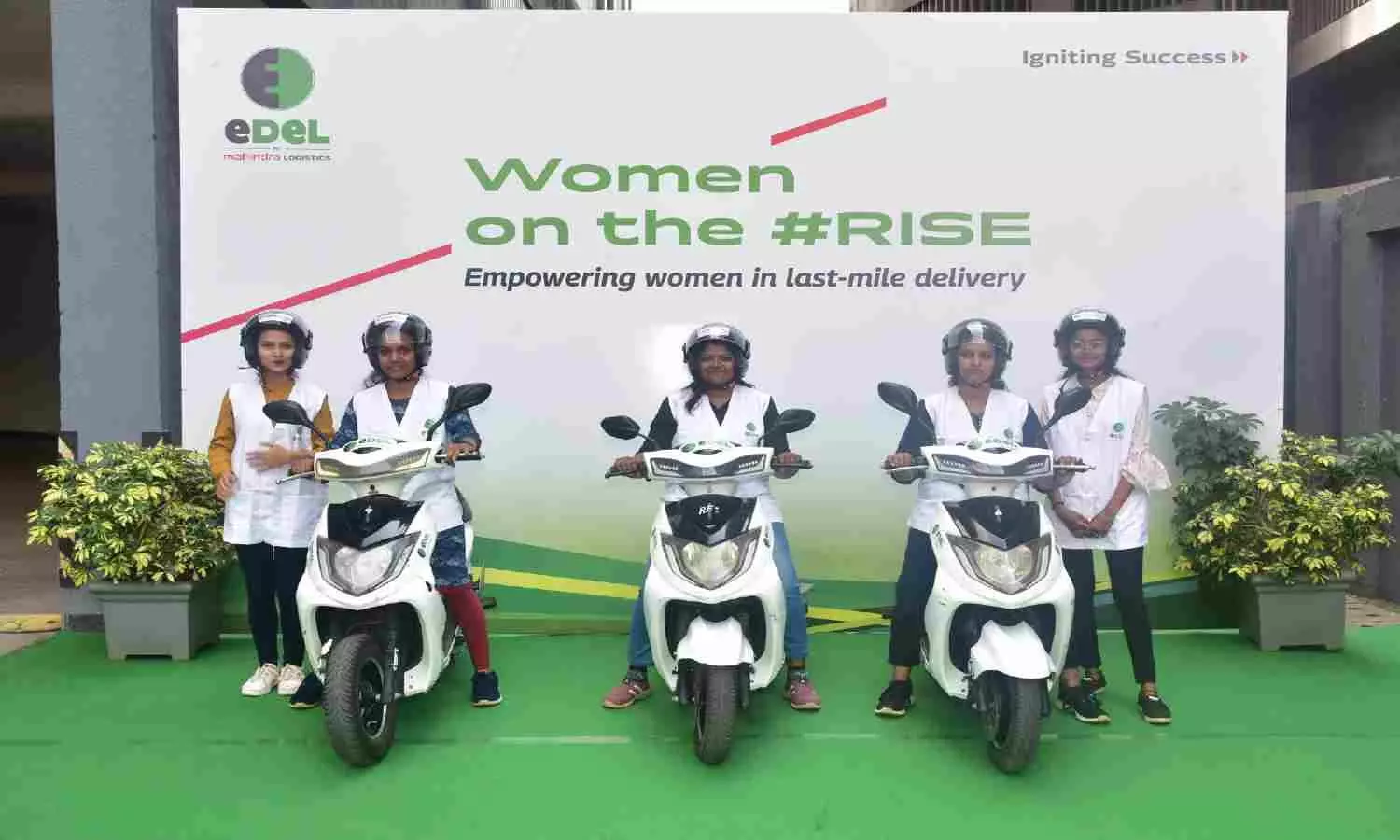 Mahindra Logistics appoints women e-bike riders for last-mile delivery