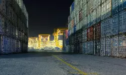 Maersk, DP World sign long-term deal Maersk, DP World sign long-term deal