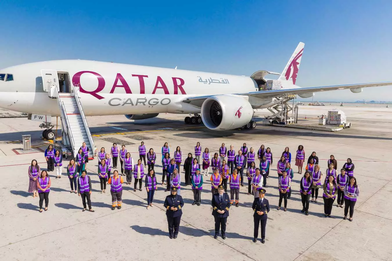QR Cargo celebrates International Women’s Day with an all-female freighter flight QR Cargo celebrates International Women’s Day with an all-female freighter flight