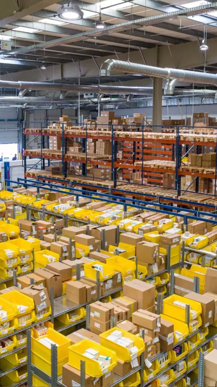 Mini-metros’ warehousing revolution
