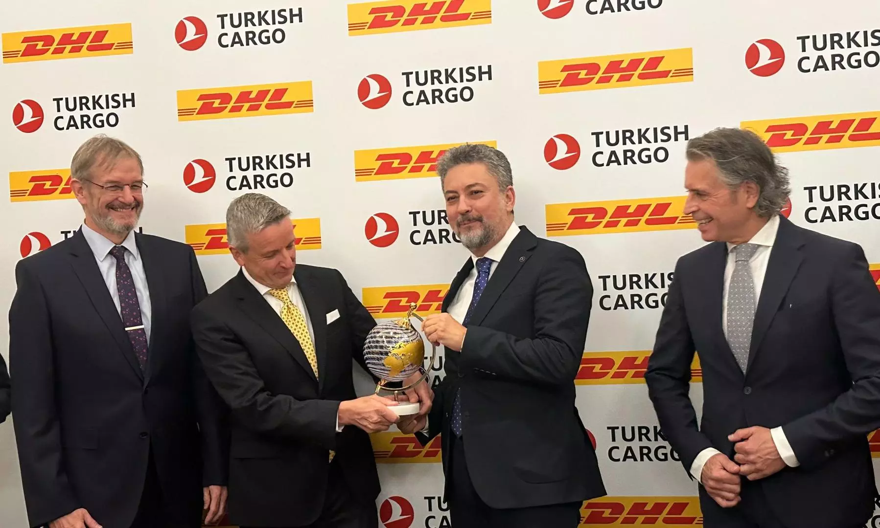 DHL joins Turkish’s plan to strengthen Istanbul as cargo hub