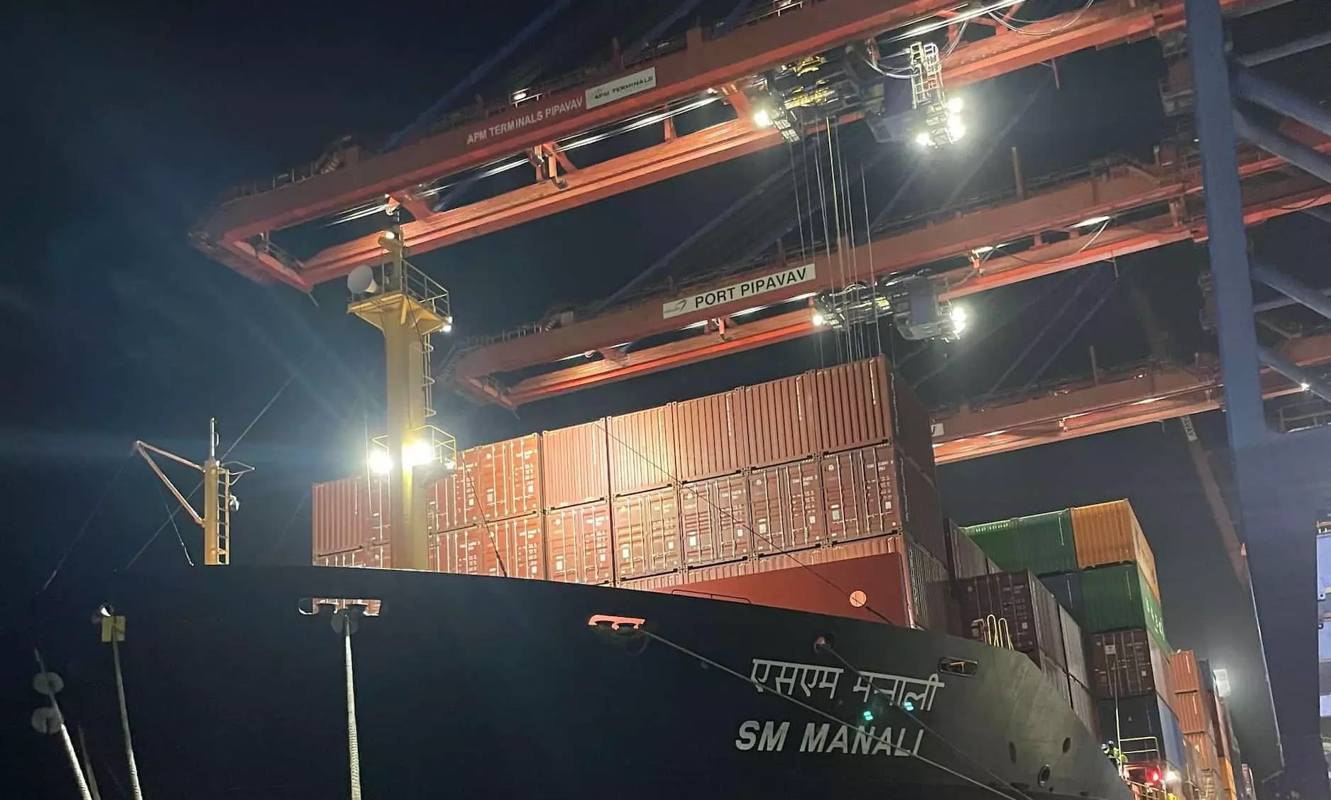 APM Terminals Pipavav gets maiden call of CCG service