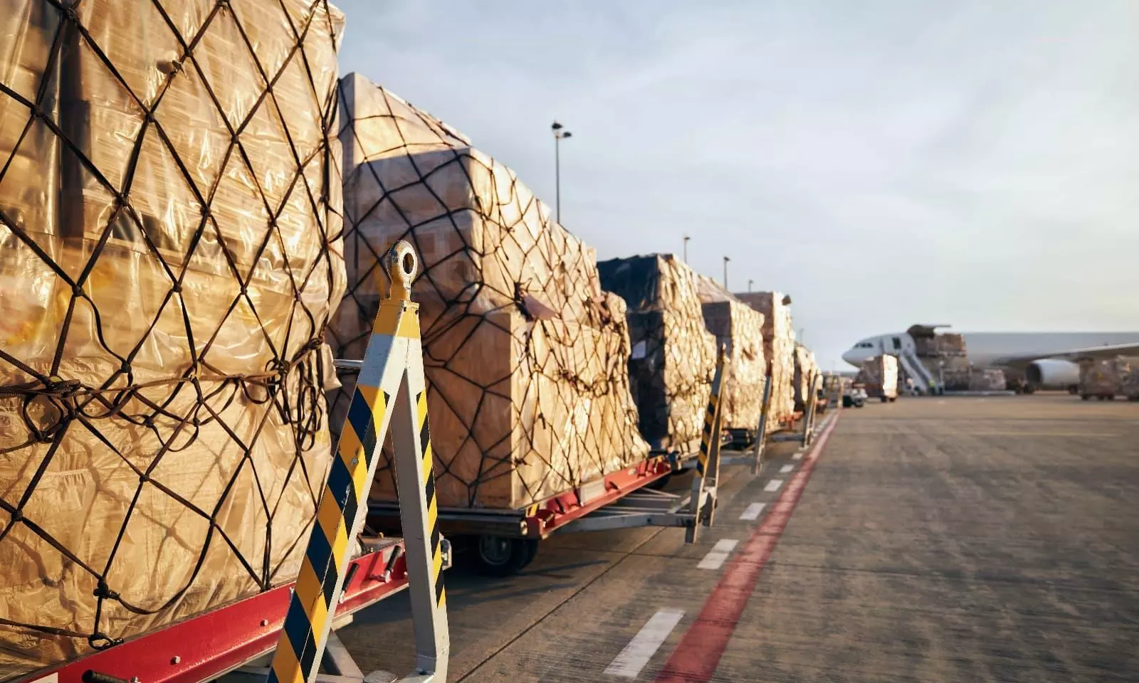 Air cargo contraction eases in June: IATA Air cargo contraction eases in June: IATA
