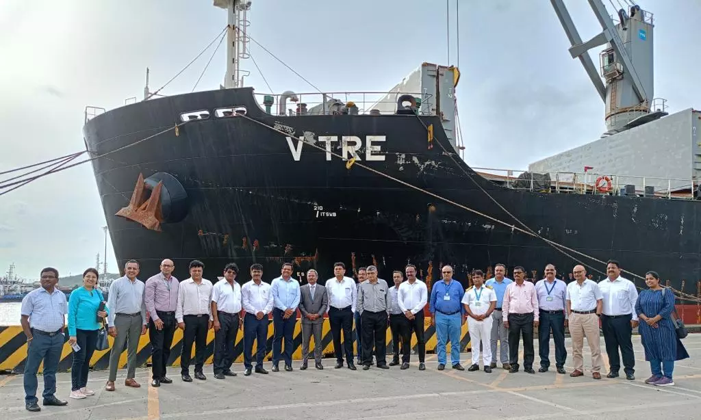 JNPA berths coastal ship with TATA Steels 22,000 MT cargo from Odisha