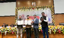 APM Terminals Pipavav signs MoUs with Gujarat Govt, Welspun APM Terminals Pipavav signs MoUs with Gujarat Govt, Welspun