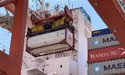 Maersk employees build system to deliver fresh water from vessels to ports Maersk employees build system to deliver fresh water from vessels to ports