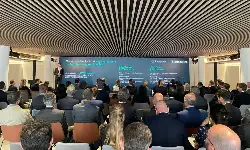CMA CGM invests in Pasqal to leverage quantum technologies CMA CGM invests in Pasqal to leverage quantum technologies
