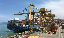 U.S. plans moves to control Chinese dominance in shipping U.S. plans moves to control Chinese dominance in shipping