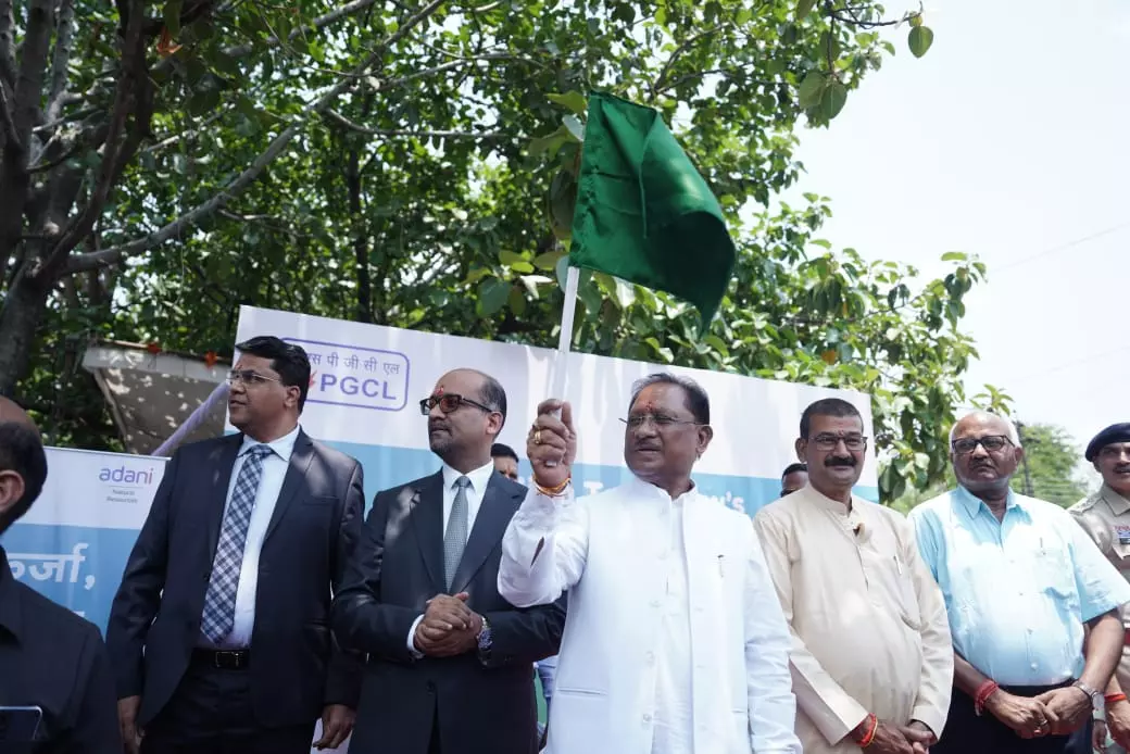 Vishnu Deo Sai, Chief Minister of Chhattisgarh, flagged off the first truck in Raipur on May 10.