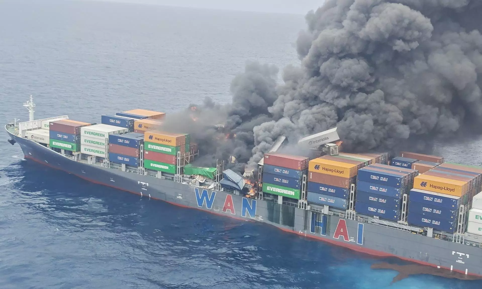 WAN HAI 503 continues to burn off Kerala Coast