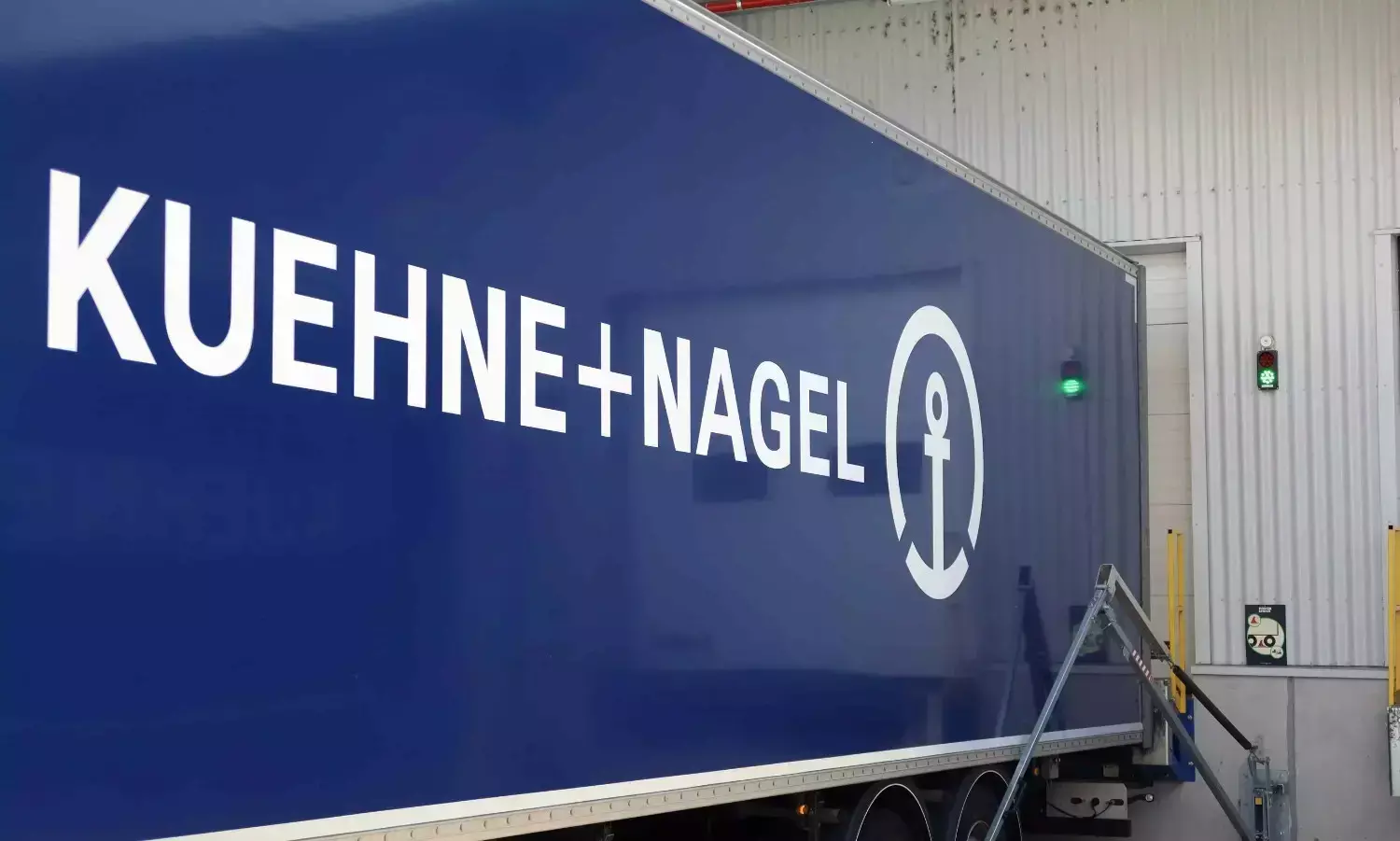Kuehne+Nagel posts steady H1 2025 with growth in air and sea units