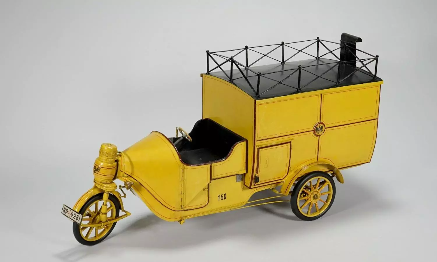 A century on electric wheels: Germany’s postal vehicles revolutionised