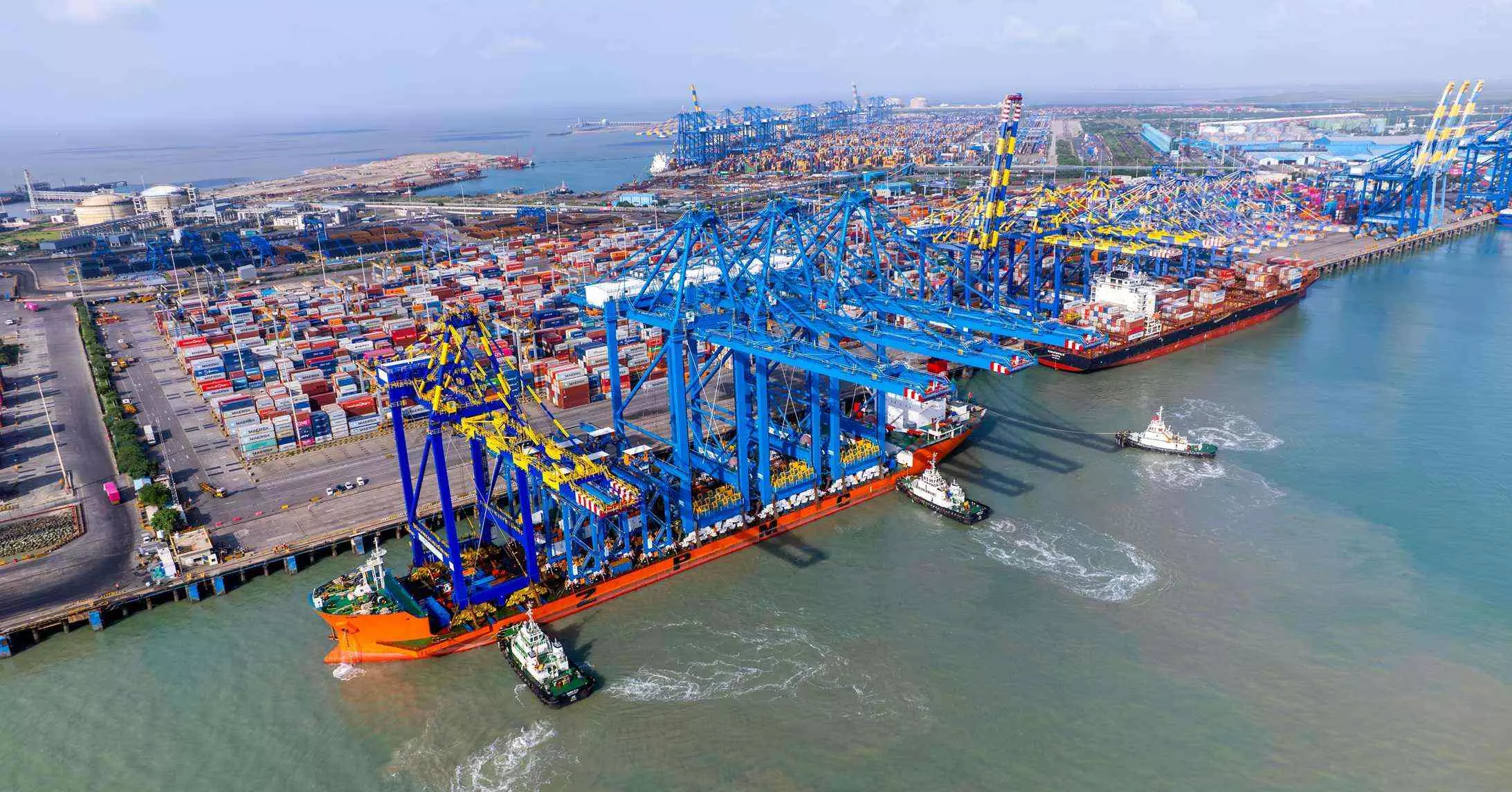 DP World Mundra drives growth with new crane and electric RTGCs