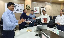 Paradip Port Authority & AM/NS Ports sign pact to mechanise berth Paradip Port Authority & AM/NS Ports sign pact to mechanise berth