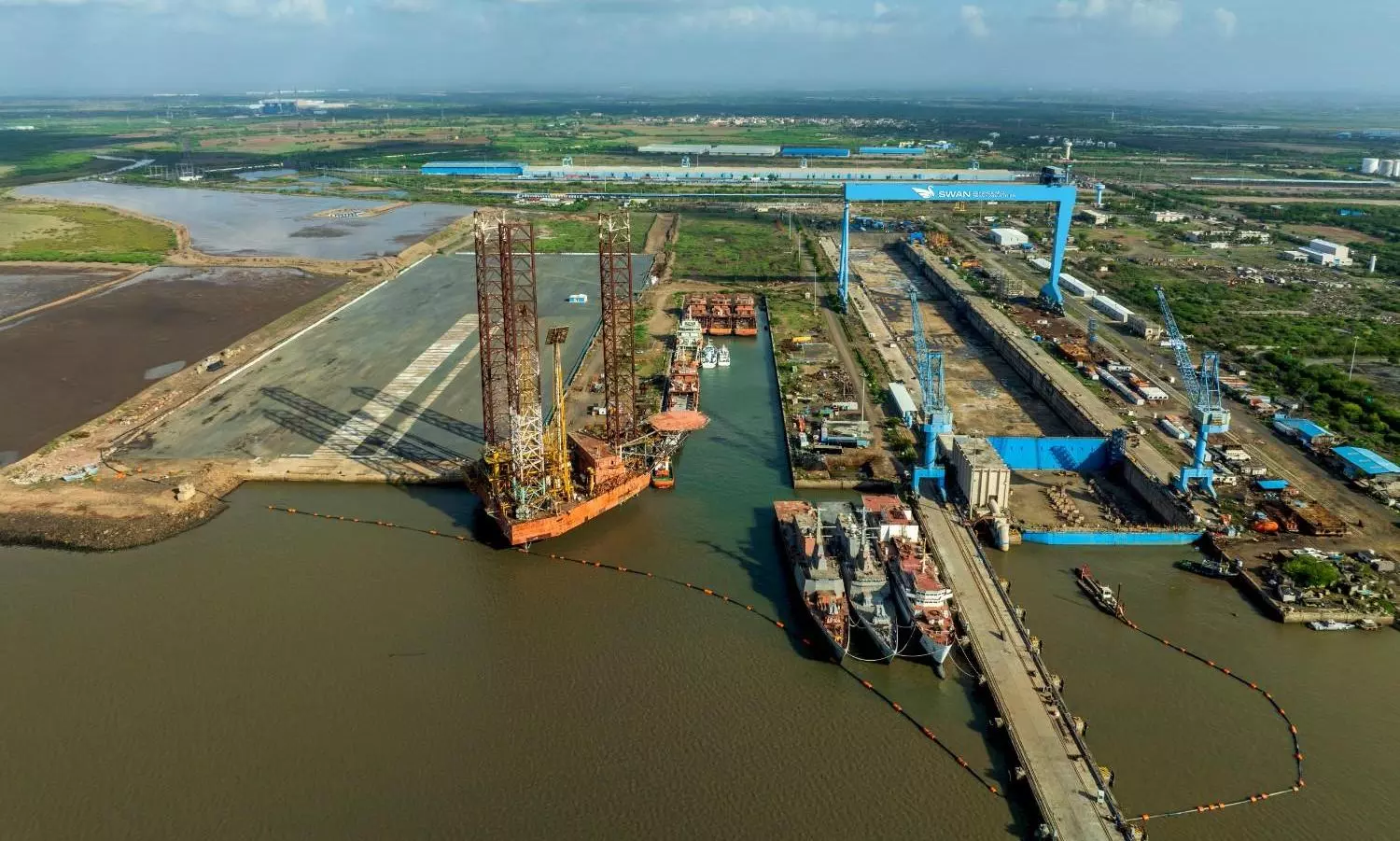 SDHI signs LoI with Rederiet Stenersen for six chemical tankers