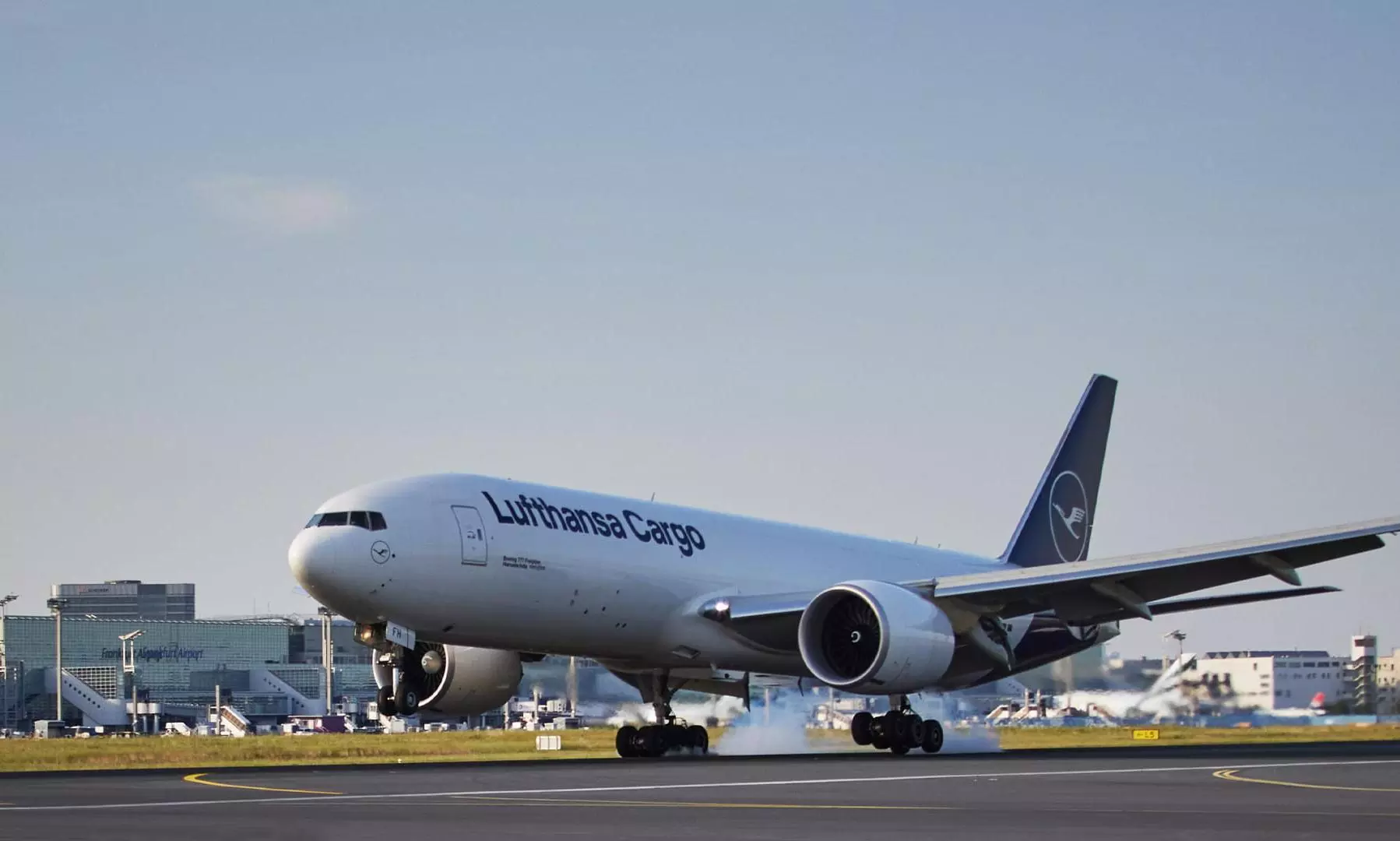 Lufthansa Cargo 2023 earnings down 86% Lufthansa Cargo 2023 earnings down 86%