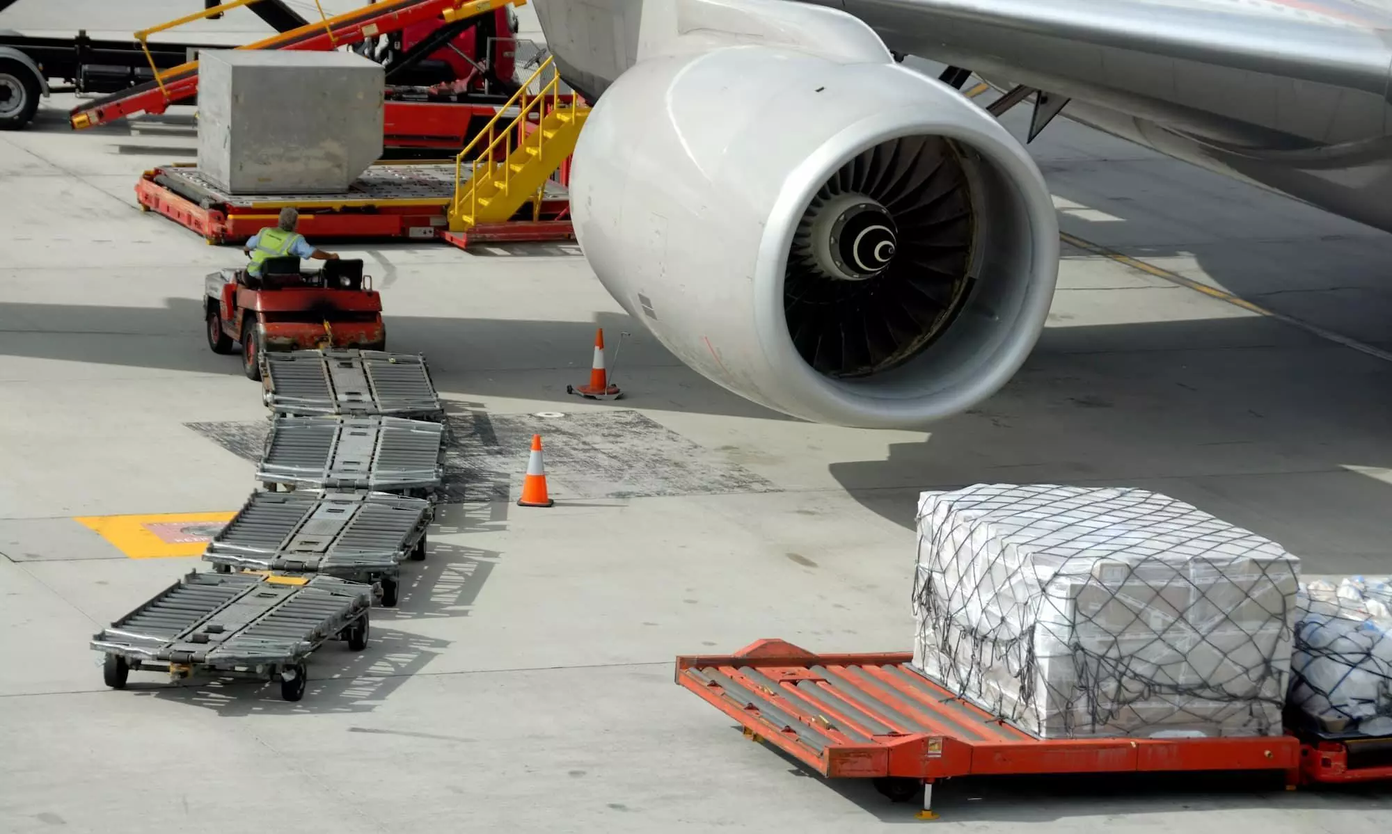 Air cargo demand grows 4.4% in March on strong Asia-Pacific show