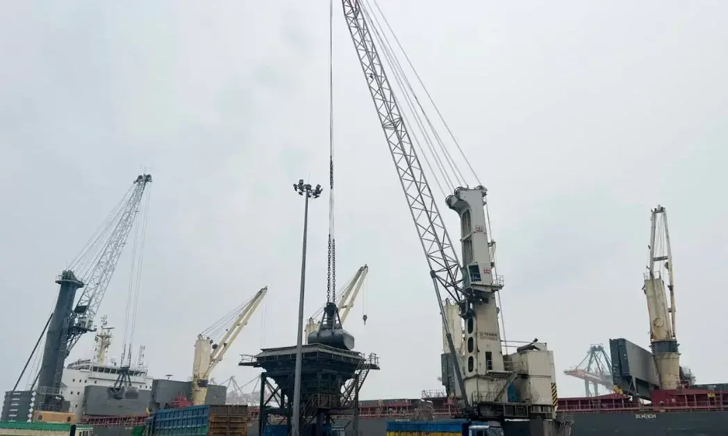 India’s VOC Port receives first clinker vessel under Ambuja MoU