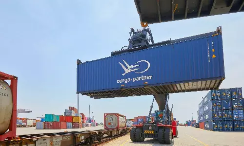 cargo-partner expands HHLA Pure tie-up for COâ‚‚-free rail transport cargo-partner expands HHLA Pure tie-up for COâ‚‚-free rail transport