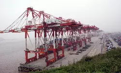 Shanghai overtakes London in global shipping centre rankings Shanghai overtakes London in global shipping centre rankings