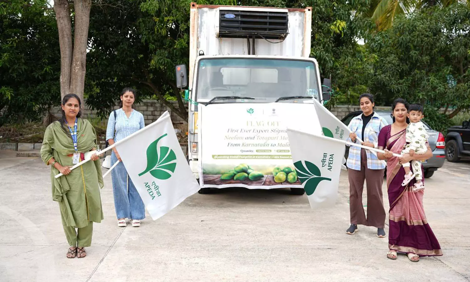 APEDA ships Karnatakas Neelam and Totapuri mangoes to Maldives APEDA ships Karnatakas Neelam and Totapuri mangoes to Maldives