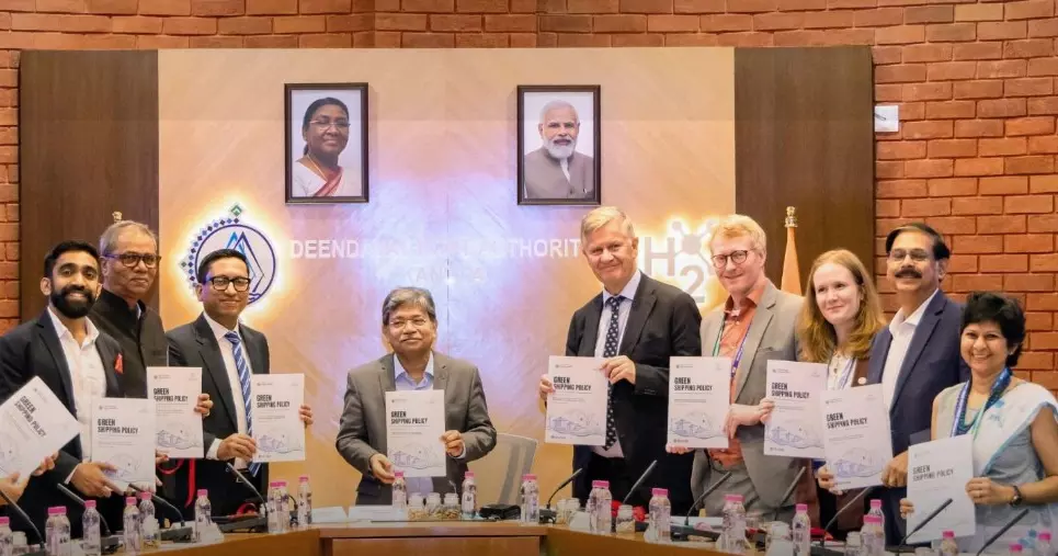 GPSN launches first Green Shipping Policy Handbook at Kandla GPSN launches first Green Shipping Policy Handbook at Kandla
