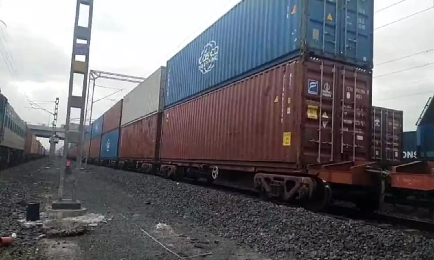 JNPA launches first long-haul double-stack DFC rake JNPA launches first long-haul double-stack DFC rake