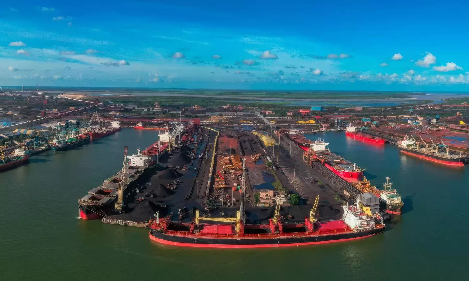 Paradip Port handles first Capesize vessel with 16.5m draft Paradip Port handles first Capesize vessel with 16.5m draft
