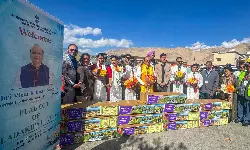Ladakh sends first air consignment of 15,000 Lilium stems