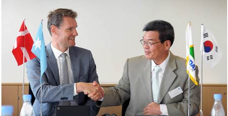 Maersk orders nine 14,000 TEU container vessels Maersk orders nine 14,000 TEU container vessels
