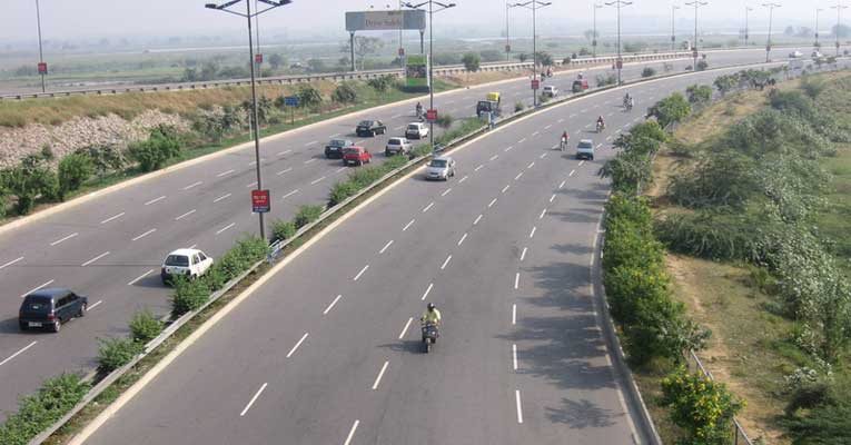 Nitin Gadkari lays foundation stones for 12 NH projects in Punjab Nitin Gadkari lays foundation stones for 12 NH projects in Punjab