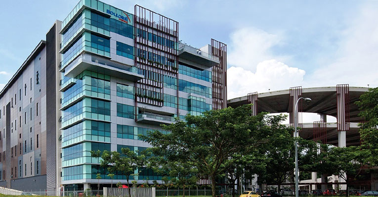Bolloré Logistics Singapore unveils plan for S$10 million logistics automation facility with LVMH