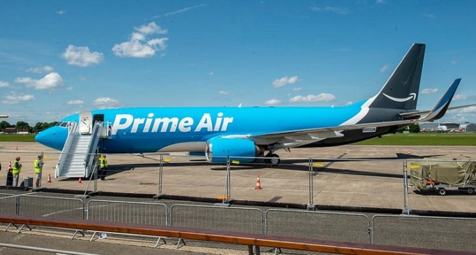 In Alaska, Amazon Air will operate out of the airport’s Kulis Business Park, south of the east-west runways.