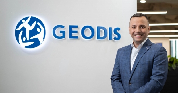 Yigit has 15 years of experience in the air freight industry and has been a member of the ASEAN management team at GEODIS over the last 3 years.