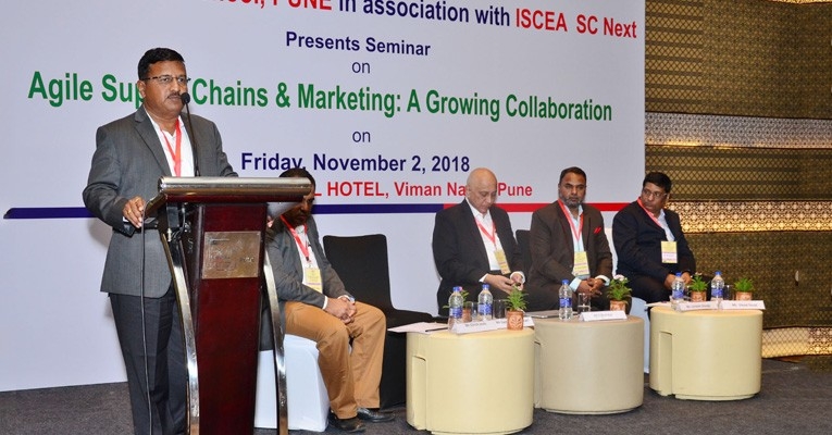 From L-Santosh Choudhari, Factory Manager, AMPACET; Girish Joshi, GM-India and South Asia, Medline; M S Shankar, President-Tech and Innovation, Anand Group; Umesh Shinde, GM-supply chain. Shilpa Machinery; Vikas Desai, GM, WIKA Instruments- India