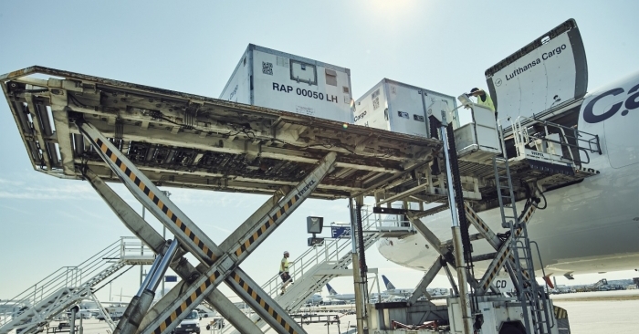 Securing supply and managing containers for temperature-sensitive goods is an extremely complex mission that requires absolutely accurate and attentive management.