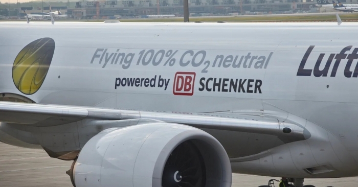 Lenovo joins DB Schenker, Lufthansa Cargo on their CO2-neutral flights