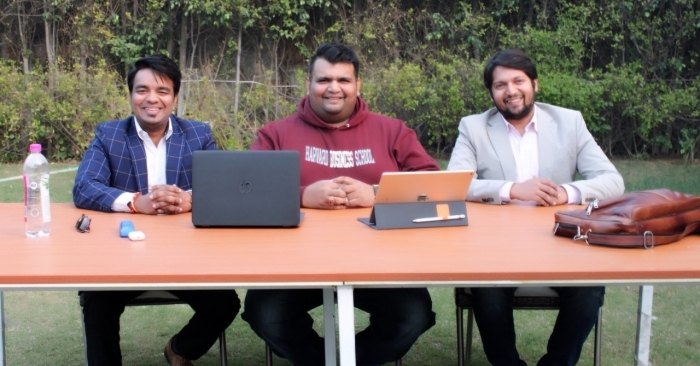 (L-R) Shyplite co-founders Parinay Itkan, Nisschal Jain, and Sugam Jain.