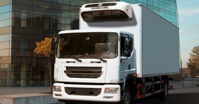 A cold chain transport truck equipped with the T-80E series unit