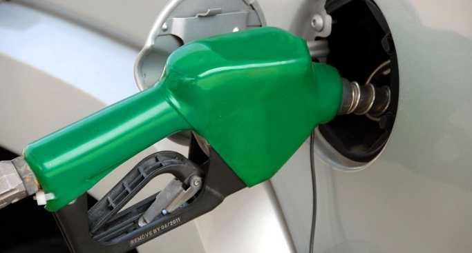 Govt eases entry to fuel retail for private and foreign companies